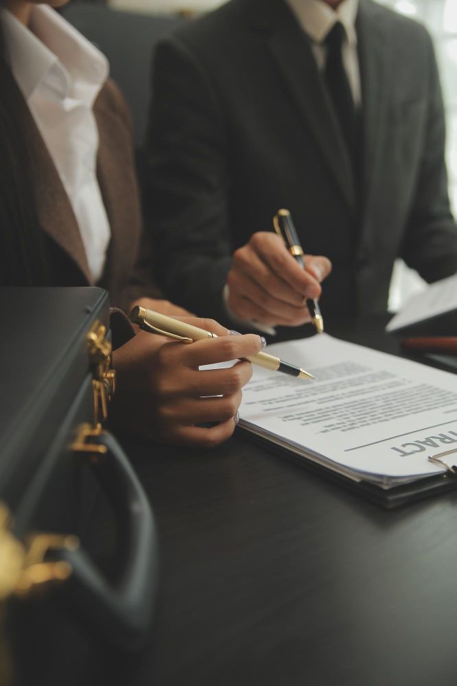 الوضع القانوني لحماية اللاجئين والوضع المؤقت حقوق وضمانات المهاجرين